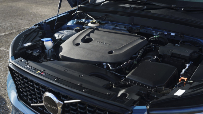 Volva se spalovacími motory čeká „poslední modernizace”, než je nahradí elektromobily. Kolik takových ještě bude?