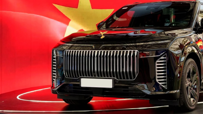 Vietnamský nudlový miliardář se teď chce prosadit s pancéřovaným SUV, odolalo i 400 ranám laserem naváděnými střelami