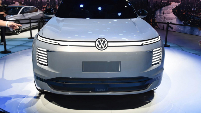 „Západní” automobilový průmysl je z valné většiny ztracen a musí dostat pořádnou ránu, aby se konečně probral