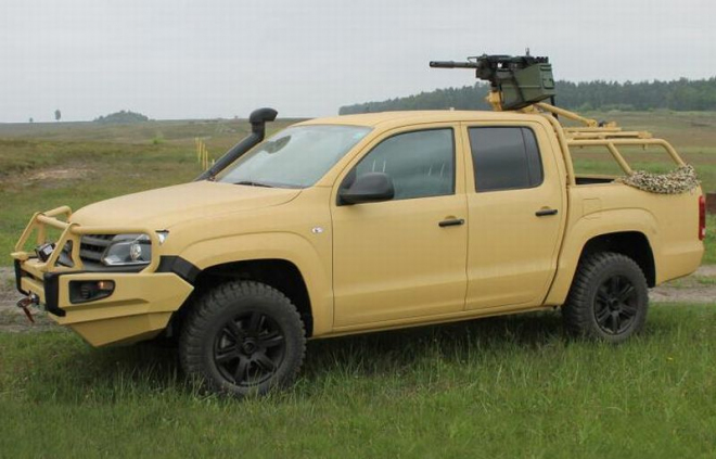 Volkswagen Amarok M Rheinmetall a Delta 4x4: pro armádu i pro parádu