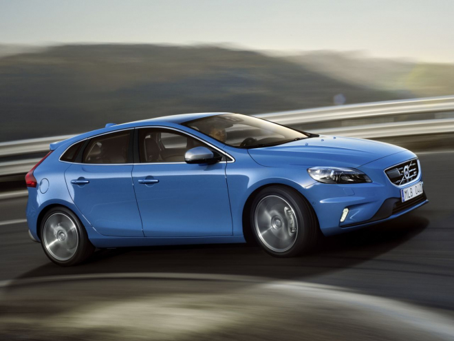 Volvo V40 R-Design: nejnovější pseudo R na prvním videu