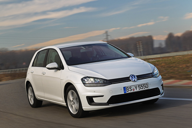 Volkswagen e-Golf 2013: elektrický Golf VII je na světě