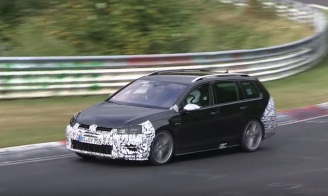 VW Golf R Variant ani škrty nezastaví, s faceliftem už drtí Nordschleife (video)