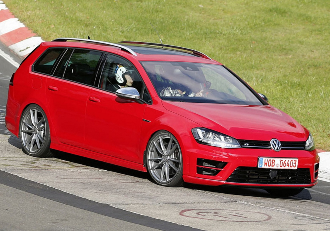 VW Golf R Variant nafocen v sériové verzi, premiéra proběhne už v prosinci