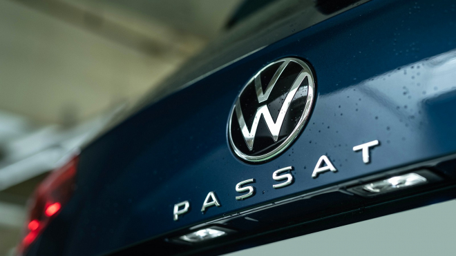 VW odhalil víc z nového Passatu, jasné je jeho pojetí, datum premiéry i začátku prodejů