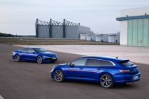 VW en a vraiment fini avec l'Arteon, vous avez probablement les derniers mois pour acheter une voiture inhabituellement populaire en République tchèque - 4 - VW Arteon R Shooting Brake prix Allemagne 2021 03