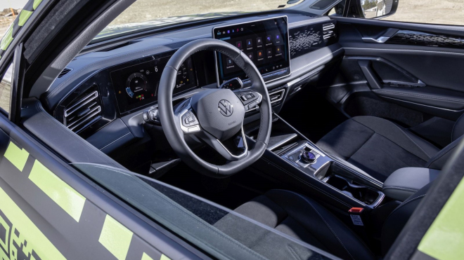 Šéf VW konečně přiznal, že automobilka totálně zmastila interiéry svých aut, už s další novinkou začne od nuly