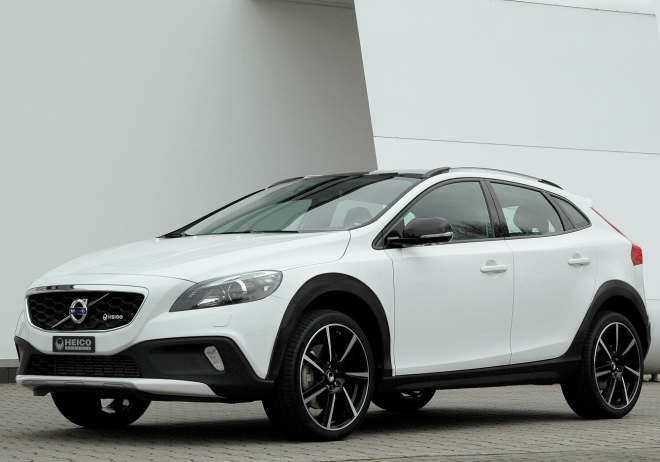 Volvo XC40 nakonec bude, život mu ale vdechne až úpravce Heico Sportiv