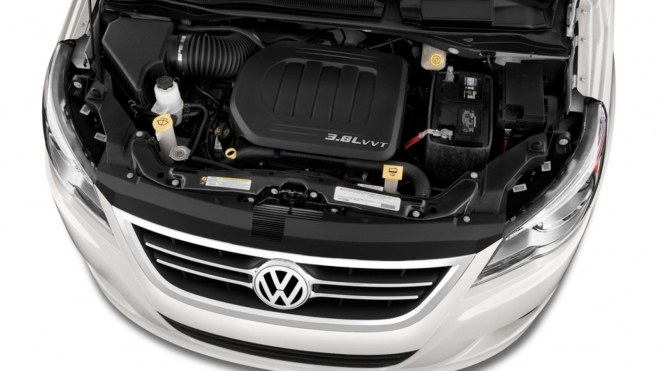 K mání je vzácný propadák VW s motorem 4,0 V6, v Evropě se jich prodává jen pár