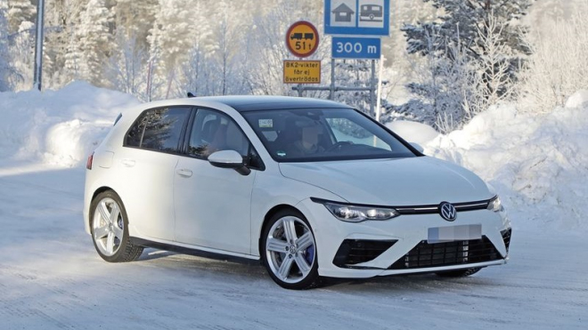 VW chtěl pro nejostřejší Golf pětiválec, jeho vlastní firma mu ale ukázala záda