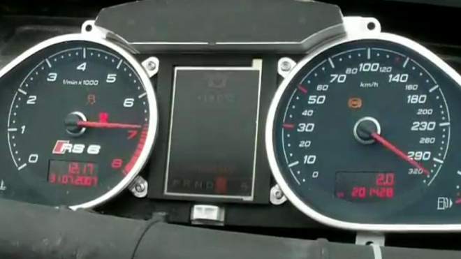 Takhle vypadá zrychlení z 0 na 310 km/h za 14 sekund ve... VW Golf (video)