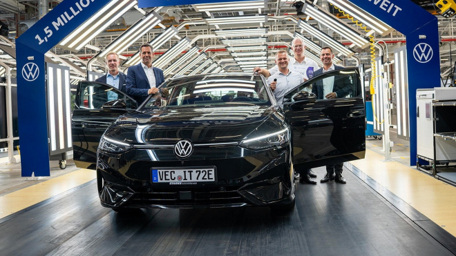 Posedlost VW nezná mezí. Firma je prý „na správné cestě”,  jubileum slaví s pomocí auta, kterému zakázali vstup do USA