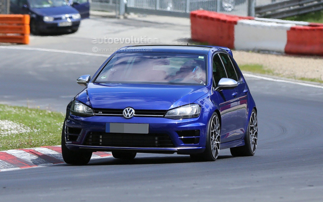 VW Golf R400 testuje na Ringu, možná s motorem 2,5 TFSI