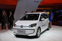 VW e-up! v detailech a na nových fotkách, je prý nejspořivější na světě