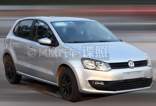 VW Polo 2014: facelift nachytán při závěrečných testech, kupodivu v Číně