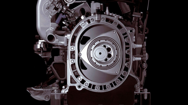 Kdysi revoluční Wankelův rotační motor se senzačně vrací do silničních aut, má to ale velký háček