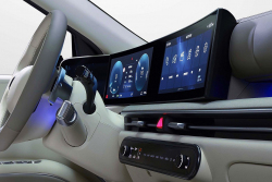 Korejci aspoň někde nabízí konečně velmi smysluplně fungující tempomat, někteří ho ale &bdquo;nedávají&rdquo;