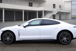 Ojetá Porsche Taycan se dostávají s cenou pod 800 tisíc Kč, to je fiasko už i pro druhé a další majitele