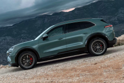 Nové Porsche Cayenne je dokonalý &bdquo;nicburger&rdquo;. Nepřichází s jedinou skutečnou předností, firmu může poslat do kolen