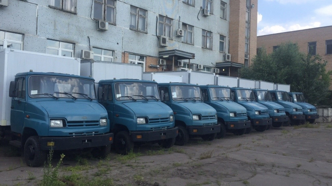 Ve zkrachovalé továrně ruského ZiLu dodnes stojí nová, nikdy nejetá auta