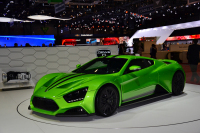 Zenvo ST1 2015: 1 100 koní teď krotí nový automat, prý přeřadí za 35 ms (+ živé foto)